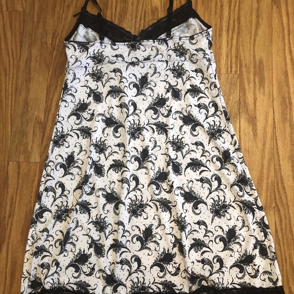 Marilyn Monroe Intimates & Sleepwear Marilyn Monroe Black White